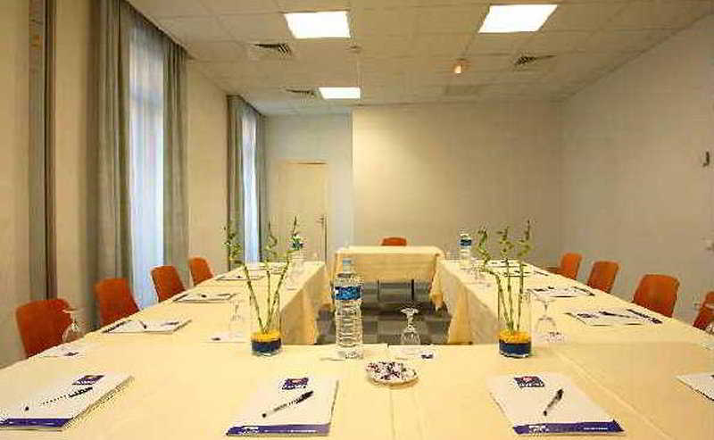 Hotel Le Noailles Nice Gare Instalações foto